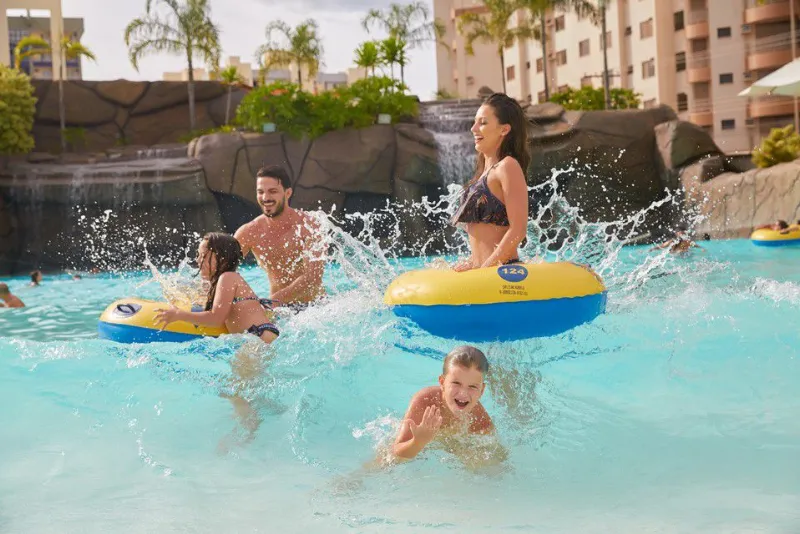 Foto do rio lento do water park