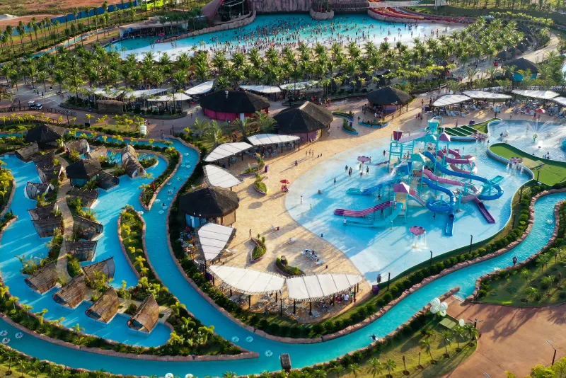 Foto aérea das piscinas
