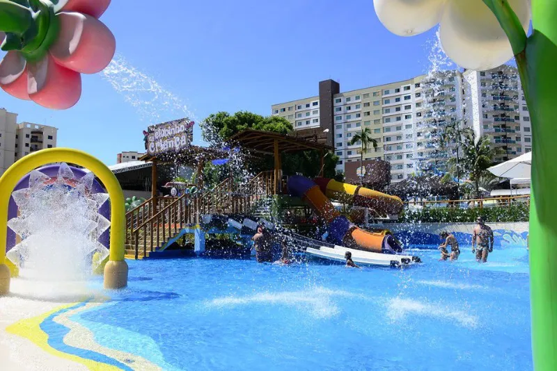 Playground aquático infantil do Clube Privé