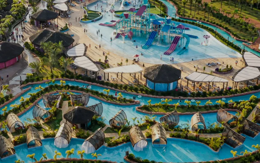 Foto aérea das piscinas em andradina