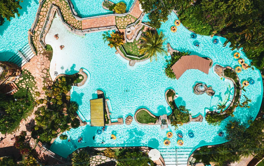 Foto aérea das piscinas