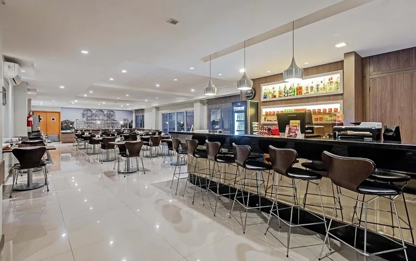 Imagem 1 do Slim Curitiba Av. das Torres