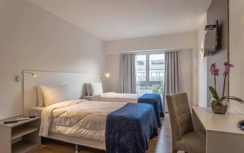 Imagem 1 do ATH Hotel