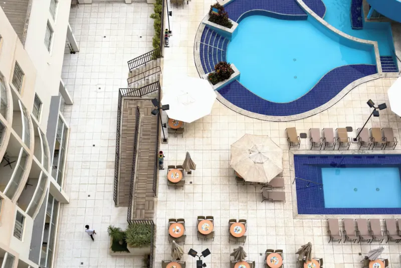 Foto aérea das piscinas