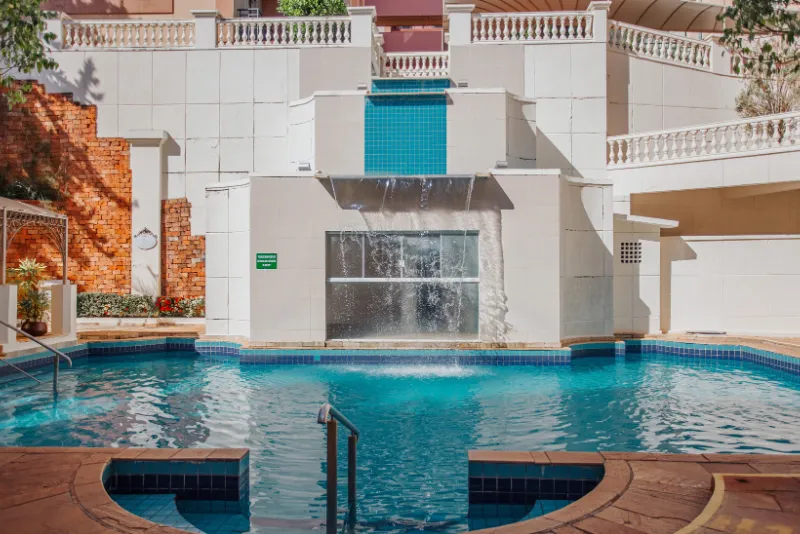 Foto da piscina do hotel