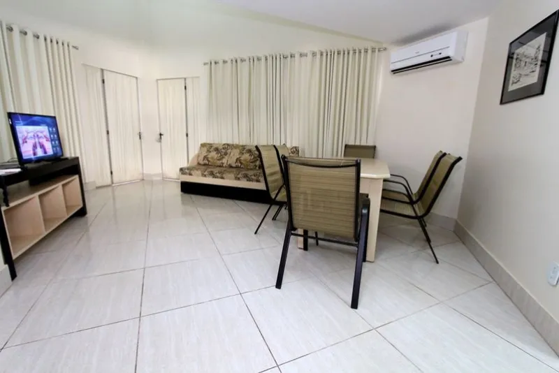 Foto da sala de estar do apartamento