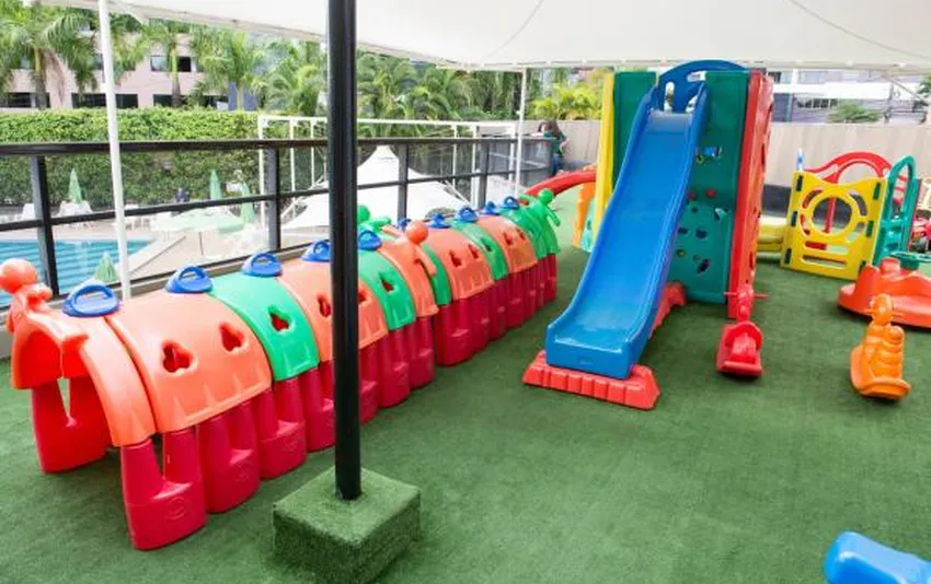 Foto do parque infantil