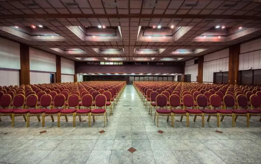 Foto da sala de eventos