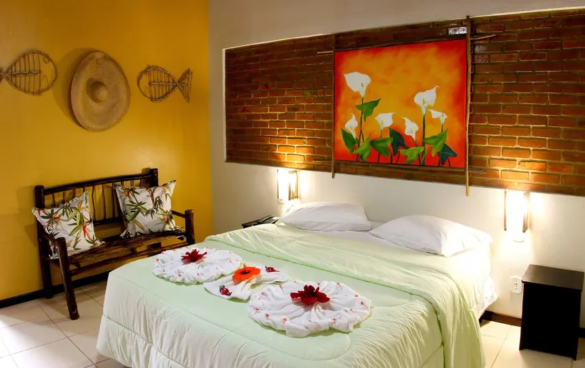 foto do quarto com cama de casal