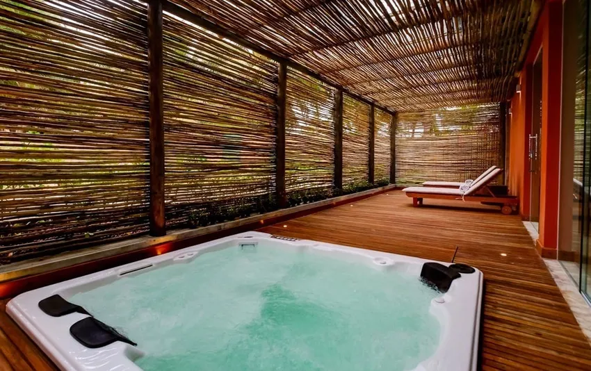 Foto da piscina de hidromassagem
