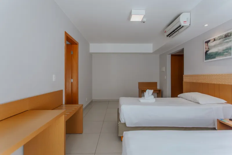 Foto da dentro do quarto do hotel