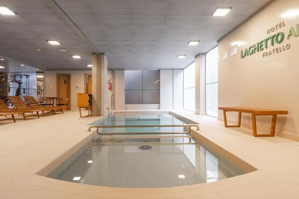 Foto da piscina interna