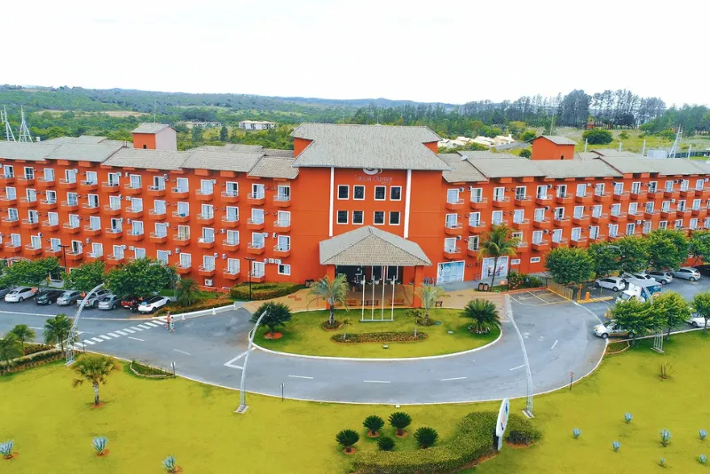 Foto aérea do hotel