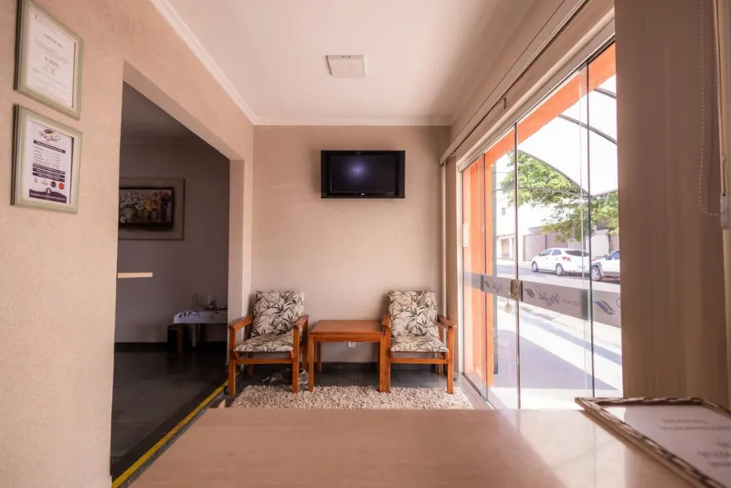 Foto da sala de descanso do hotel