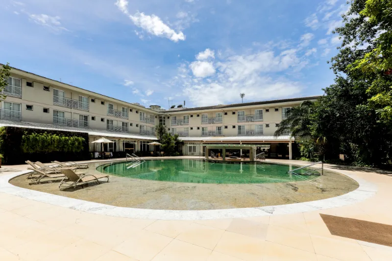 Foto da piscina do hotel