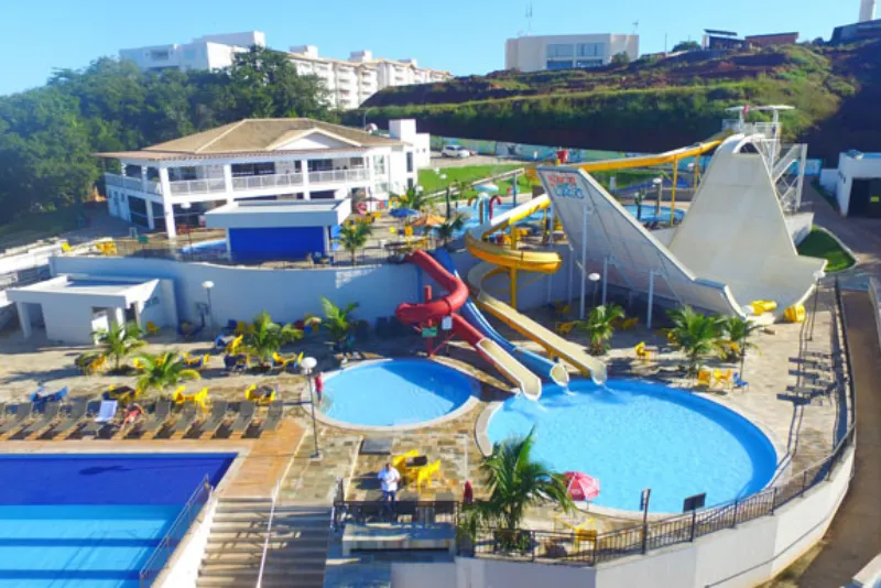 Foto aérea das piscinas