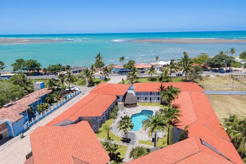 Foto aérea da piscina