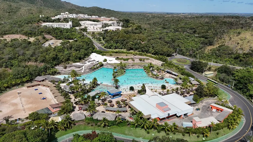 Rio Quente Resorts: uma experiência de relaxamento cercada por águas termais e natureza