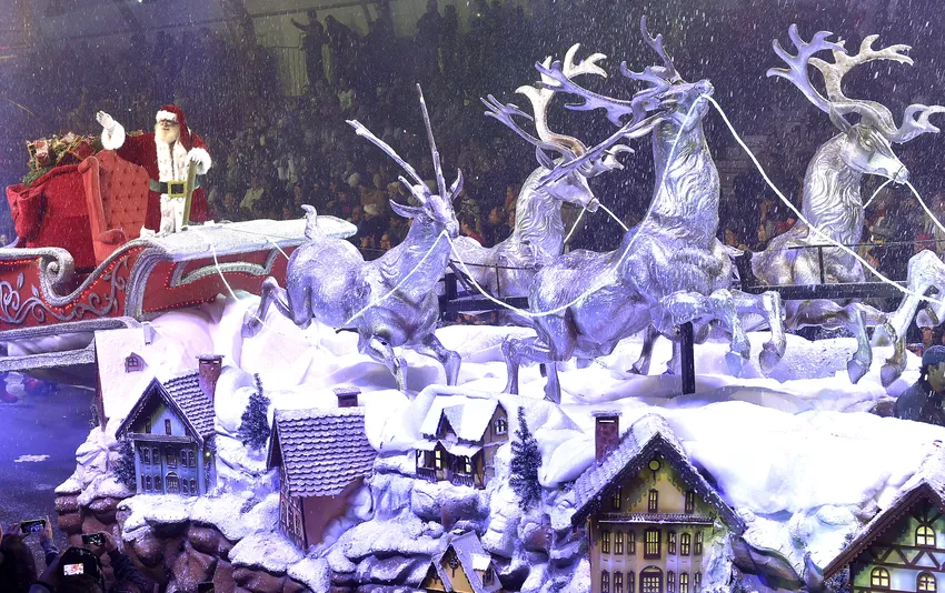 Foto de Papai Noel em trenó